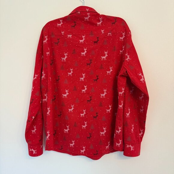 🎄 Men's Red Christmas Shirt - Reindeer & Tree Print 🎄 - Picture 4 of 4